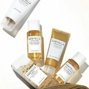 Madagascar centella travel pouch set